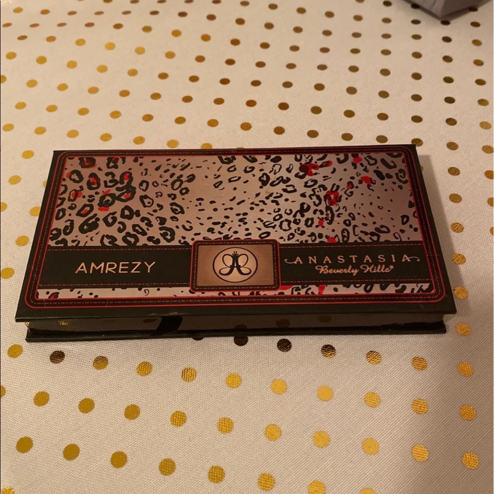 Anastasia Beverly Hills Amrezy Palette